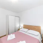Apartmán Beautiful In Okrug Gornji *