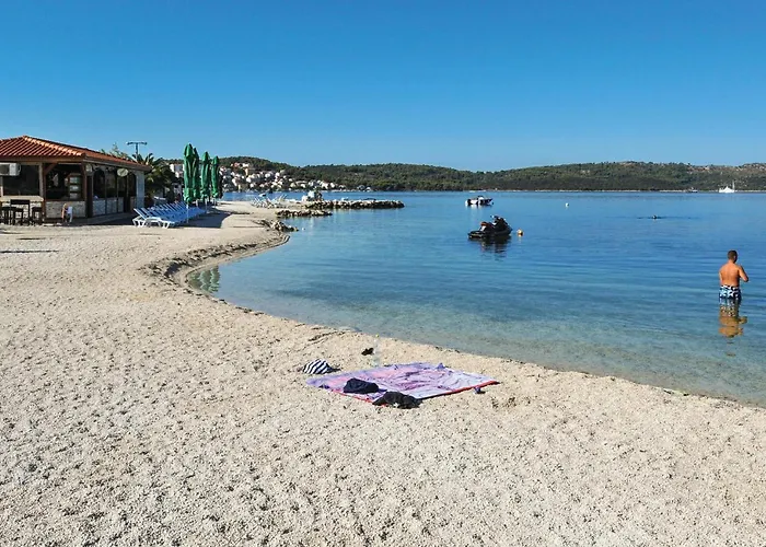 Beautiful In Okrug Gornji Lägenhet Trogir